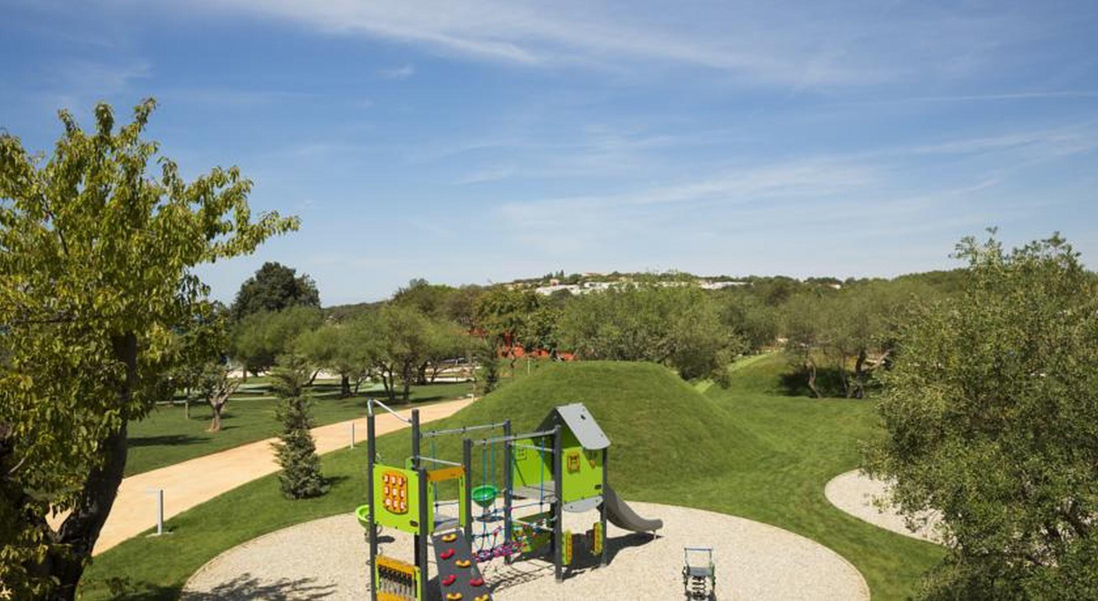 Maistra Select Family Hotel Amarin Rovinj Exterior foto