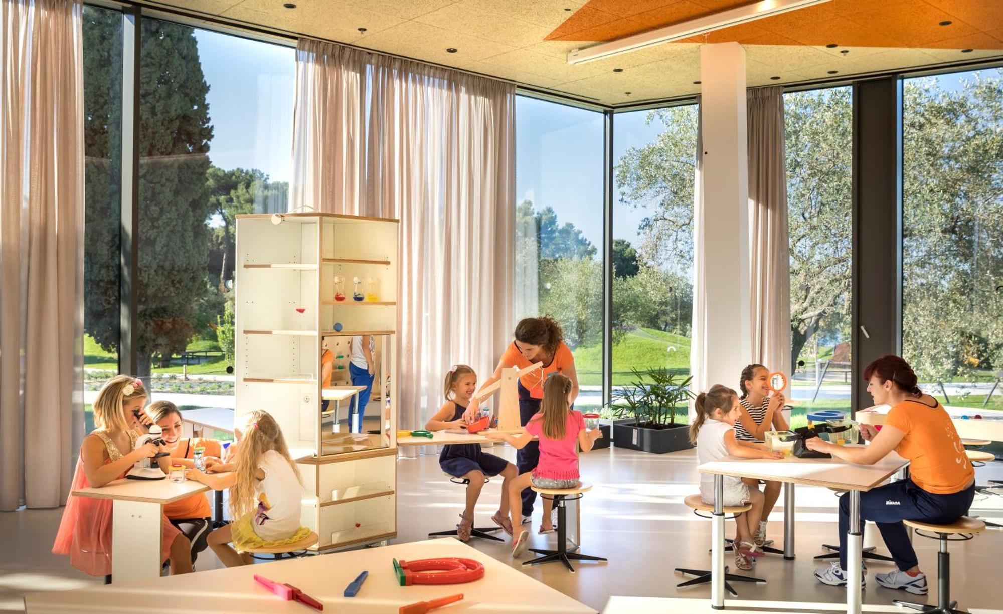 Maistra Select Family Hotel Amarin Rovinj Exterior foto